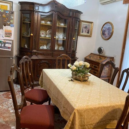 Casa Vacanza A Limbiate Exteriér fotografie