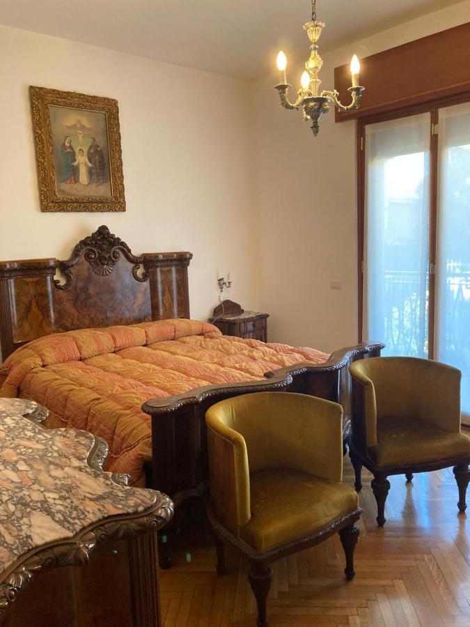 Casa Vacanza A Limbiate Exteriér fotografie